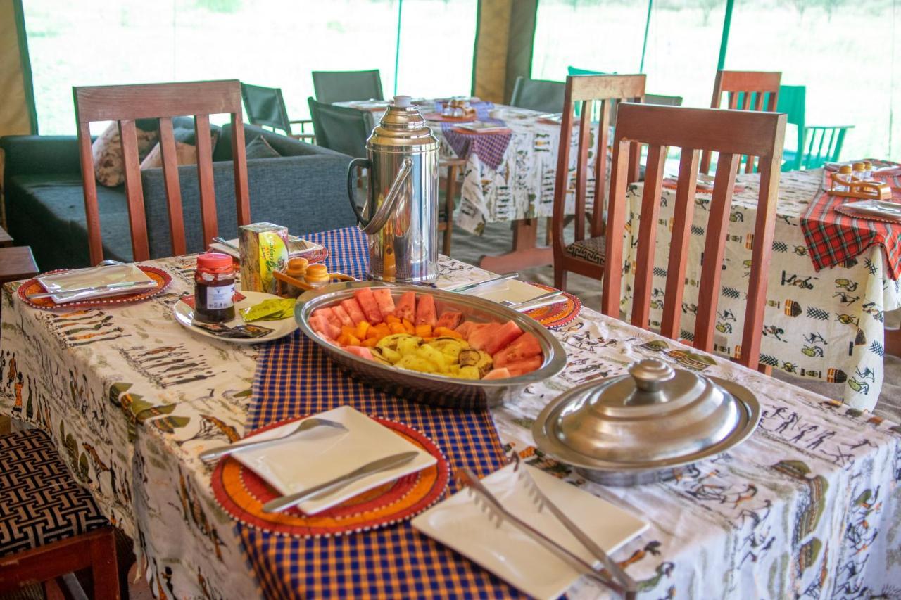 Serengeti Kamwene Mnyalukolo Tented Camp Nyabogati Eksteriør bilde